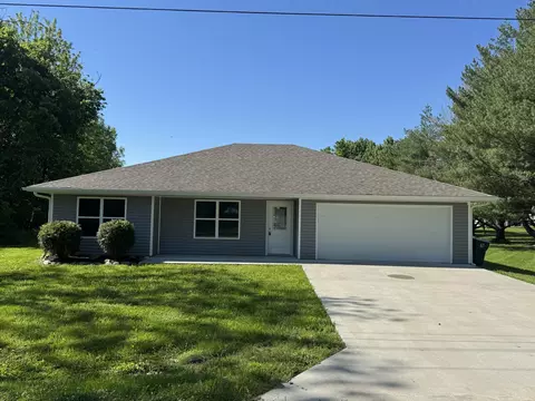 302 Cooper St, Fayette, MO 65248