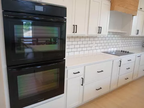 Kitchen - 6160 Audrain Road 165, Sturgeon, MO 65284 photo 6 of 7