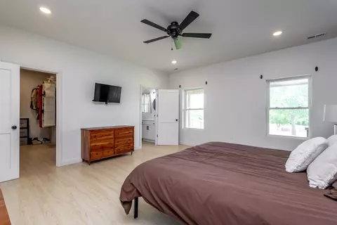 Bedroom - 6160 Audrain Road 165, Sturgeon, MO 65284 photo 2 of 7