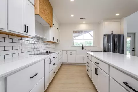 Kitchen - 6160 Audrain Road 165, Sturgeon, MO 65284 photo 5 of 7