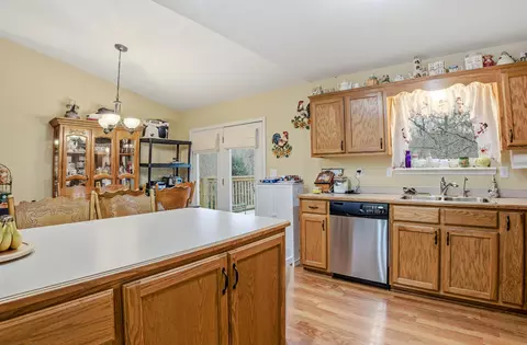 Kitchen - 11419 Valley View Ct, Holts Summit, MO 65043 photo 3 of 3