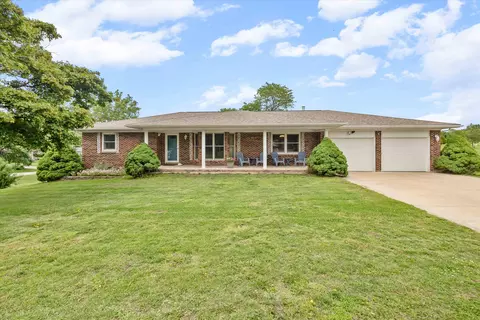 Exterior - 101 E Reed St, Fulton, MO 65251 photo 4 of 9