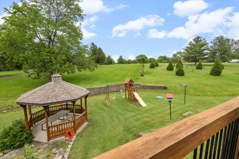 Exterior - 101 E Reed St, Fulton, MO 65251 photo 6 of 9