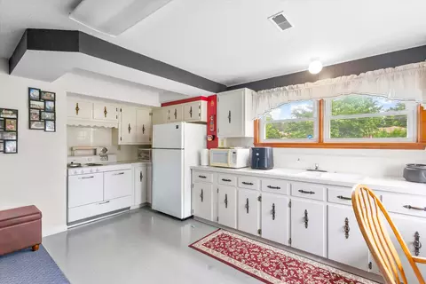 Kitchen - 101 E Reed St, Fulton, MO 65251 photo 6 of 6