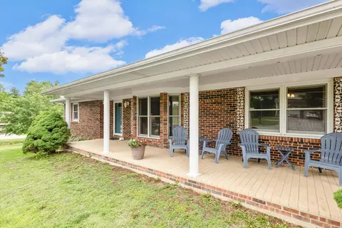 Exterior - 101 E Reed St, Fulton, MO 65251 photo 2 of 9