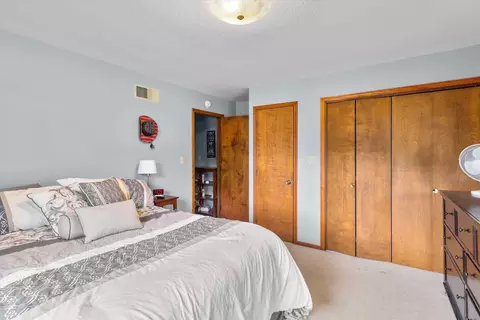 Bedroom - 101 E Reed St, Fulton, MO 65251 photo 1 of 5