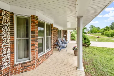 Exterior - 101 E Reed St, Fulton, MO 65251 photo 3 of 9