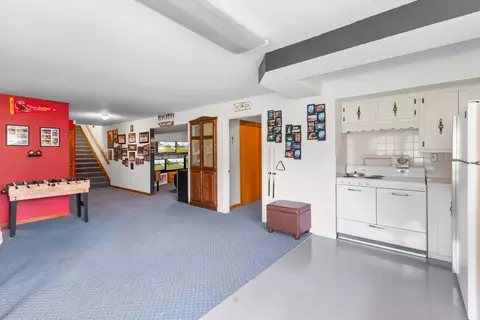 Entry Way - 101 E Reed St, Fulton, MO 65251 photo 2 of 4