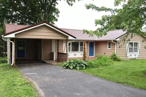 315 Green Acres Dr, Fayette, MO 65248