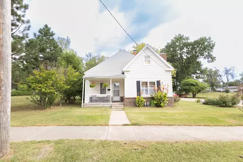 523 Morehead St, Moberly, MO 65270