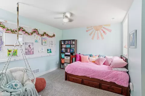 Bedroom - 625 Black Wolf Lp Lp, Columbia, MO 65201 photo 6 of 7