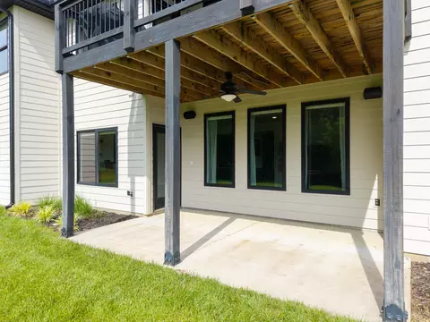Exterior - 625 Black Wolf Lp Lp, Columbia, MO 65201 photo 3 of 10