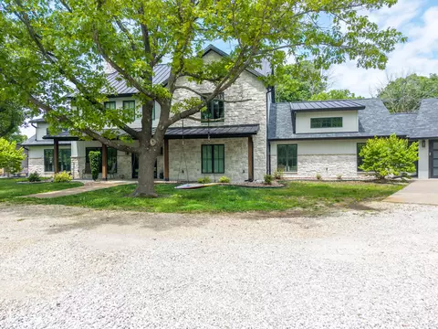 5701 E Flintstone Ln, Ashland, MO 65010