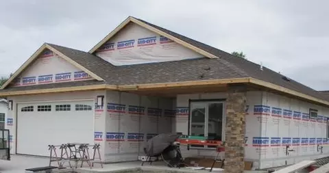 801 N Barela Cir, Centralia, MO 65240