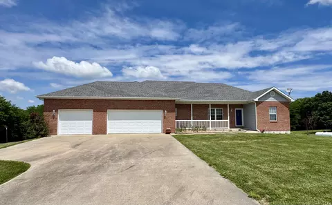 1840 Hemlock Ridge Rd, Rocheport, MO 65279