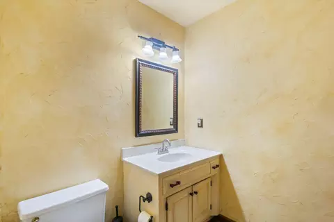 Bath - 506 Arbor Dr, Columbia, MO 65201 photo 1 of 5