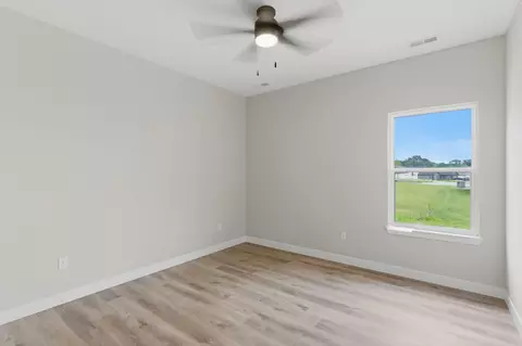 Bedroom - 15255 Amendment Rd, Ashland, MO 65010 photo 2 of 4