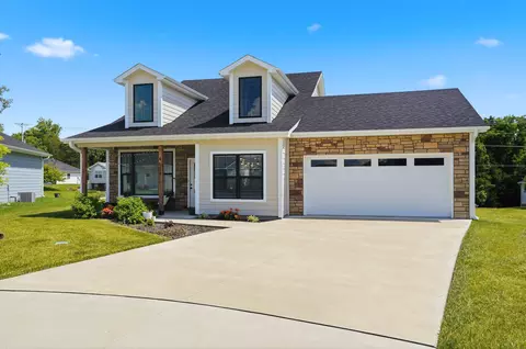 4604 Waxwing Ct, Columbia, MO 65201