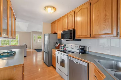 Kitchen - 412 W Champain St, Eldon, MO 65026 photo 3 of 3