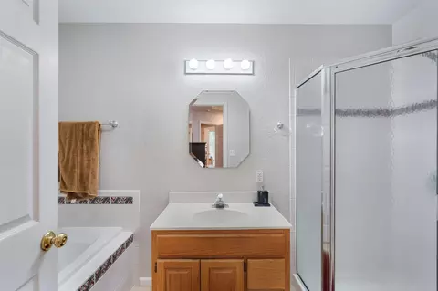 Bath - 412 W Champain St, Eldon, MO 65026 photo 2 of 3
