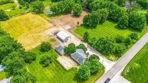802 S Ogden St, Sturgeon, MO 65284