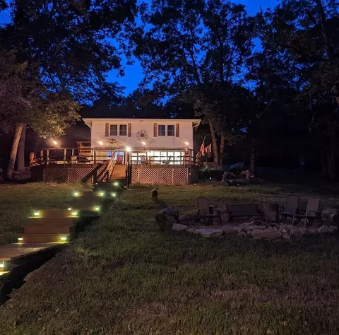 26130 Spring Lake Trl, Kirksville, MO 63501