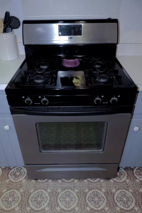 Kitchen - 401 E 9th St, Fulton, MO 65251 photo 6 of 8