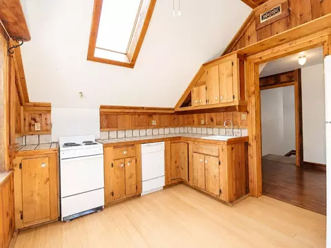 Kitchen - 825 High St, Fulton, MO 65251 photo 7 of 8