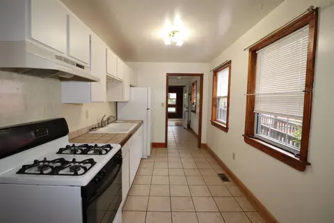 Kitchen - 825 High St, Fulton, MO 65251 photo 1 of 8