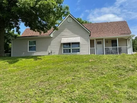 726 Highway 5 And 240, Fayette, MO 65248