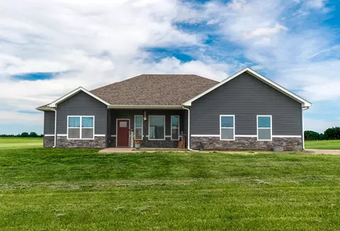 1987 County Road 1620, Cairo, MO 65239