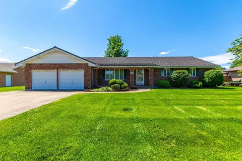 710 E Tarr St, Centralia, MO 65240