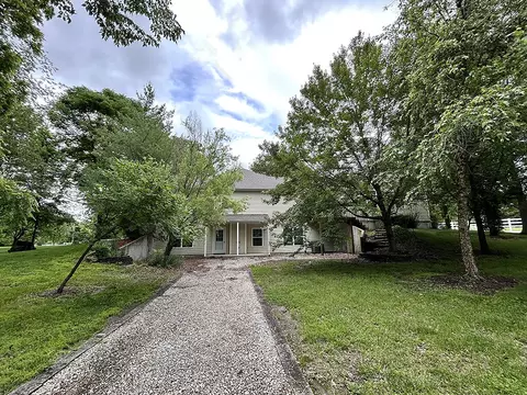 Exterior - 5000 Eagle Ridge Rd, Columbia, MO 65201 photo 10 of 21