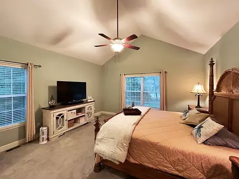 Bedroom - 5000 Eagle Ridge Rd, Columbia, MO 65201 photo 2 of 9