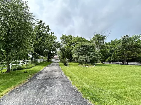 5000 Eagle Ridge Rd, Columbia, MO 65201