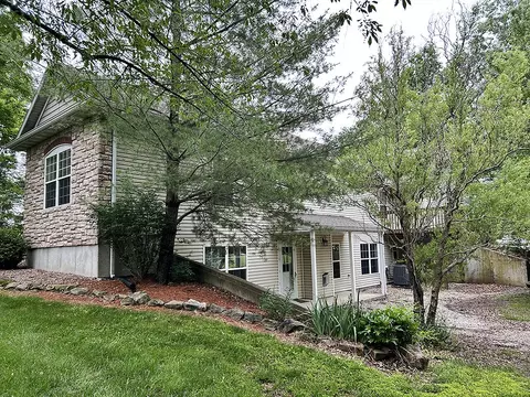 Exterior - 5000 Eagle Ridge Rd, Columbia, MO 65201 photo 9 of 21