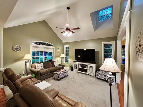 Living - 5000 Eagle Ridge Rd, Columbia, MO 65201 photo 2 of 8