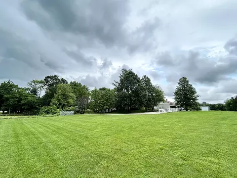 Exterior - 5000 Eagle Ridge Rd, Columbia, MO 65201 photo 12 of 21
