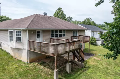 Exterior - 170 Northrup Ave, Holts Summit, MO 65043 photo 5 of 8