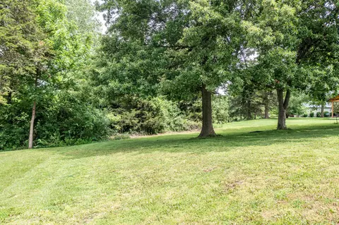 Exterior - 170 Northrup Ave, Holts Summit, MO 65043 photo 7 of 8