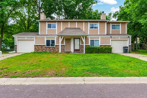 2411 S Kendallwood Rd, Columbia, MO 65203
