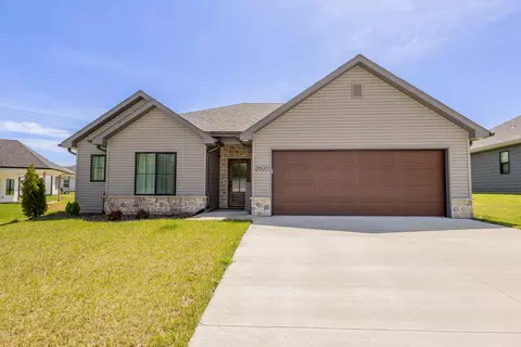 2620 Lentz Dr, Columbia, MO 65202