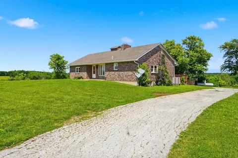 2896 Missouri 87, Glasgow, MO 65254