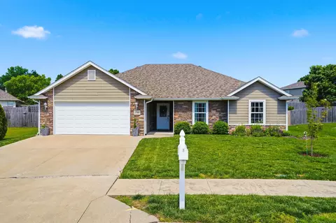 5705 Islip Dr, Columbia, MO 65201