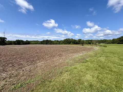 Other - 600 E Canole Rd, Sturgeon, MO 65284 photo 1 of 6