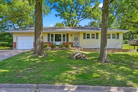 2315 Magnolia Ct, Columbia, MO 65202