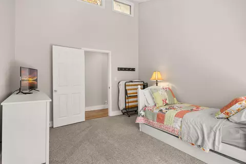 Bedroom - 48 Lake Village Rd, Eldon, MO 65026 photo 4 of 9