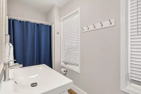 Bath - 48 Lake Village Rd, Eldon, MO 65026 photo 3 of 5