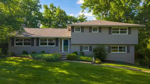1 E Burnam Rd, Columbia, MO 65203