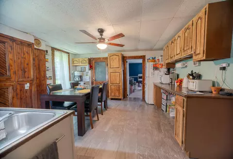 Kitchen - 30663 E Press St, Excello, MO 65247 photo 1 of 1